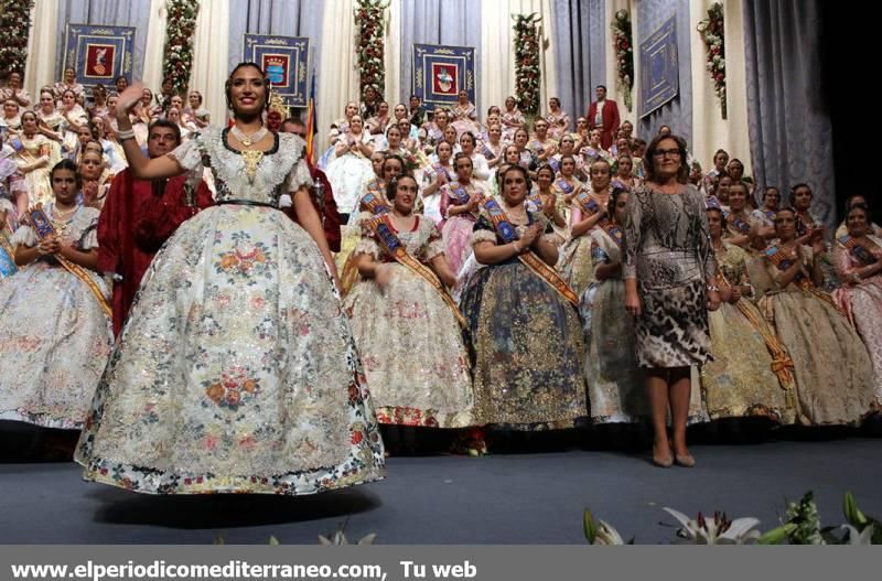 GALERÍA DE FOTOS -- Exaltación de las reinas falleras de Burriana