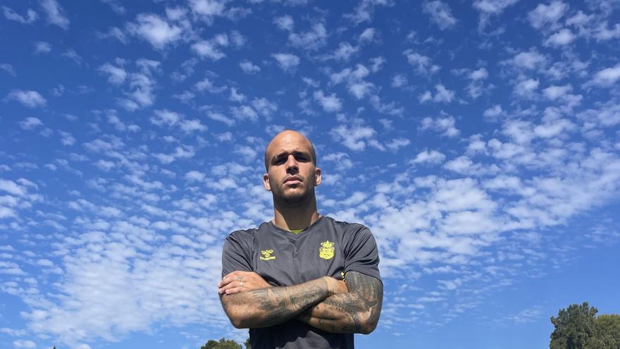 Sandro: &quot;Entre Jonathan Viera y yo no hace falta hablar, nos basta sólo con mirarnos&quot;