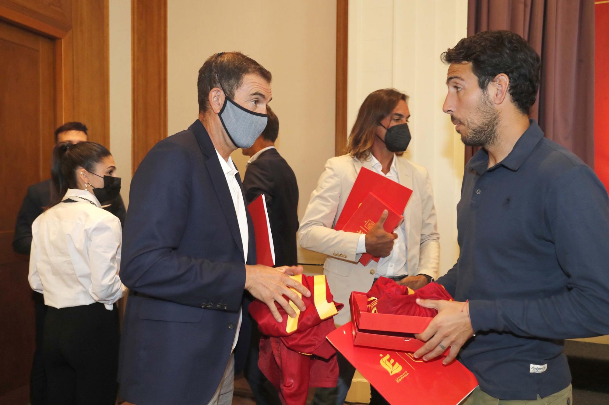 El corazón de La Roja se reúne en València