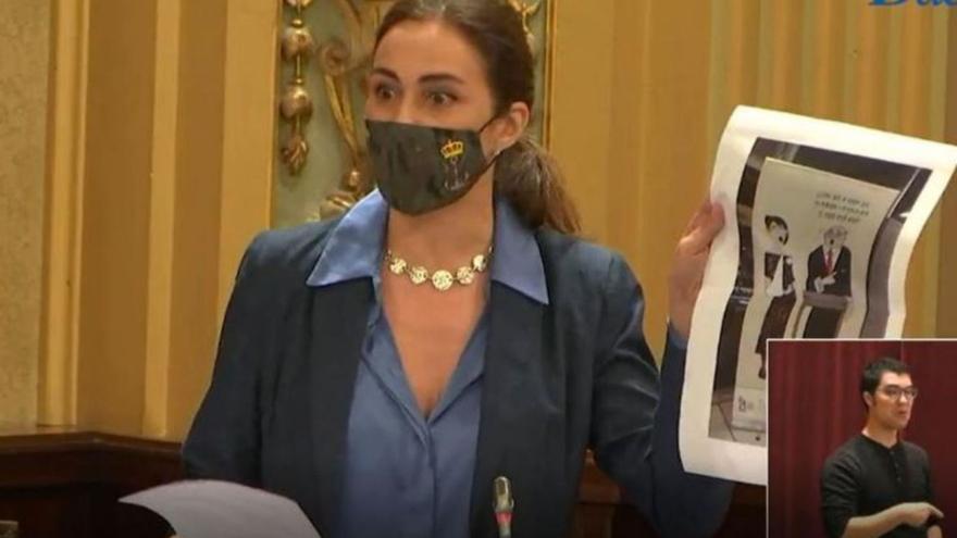 Vox propone la censura de un cartel en el Parlament. Por fortuna, la izquierda se adelantó y quemó la caricatura por criterios progresistas.