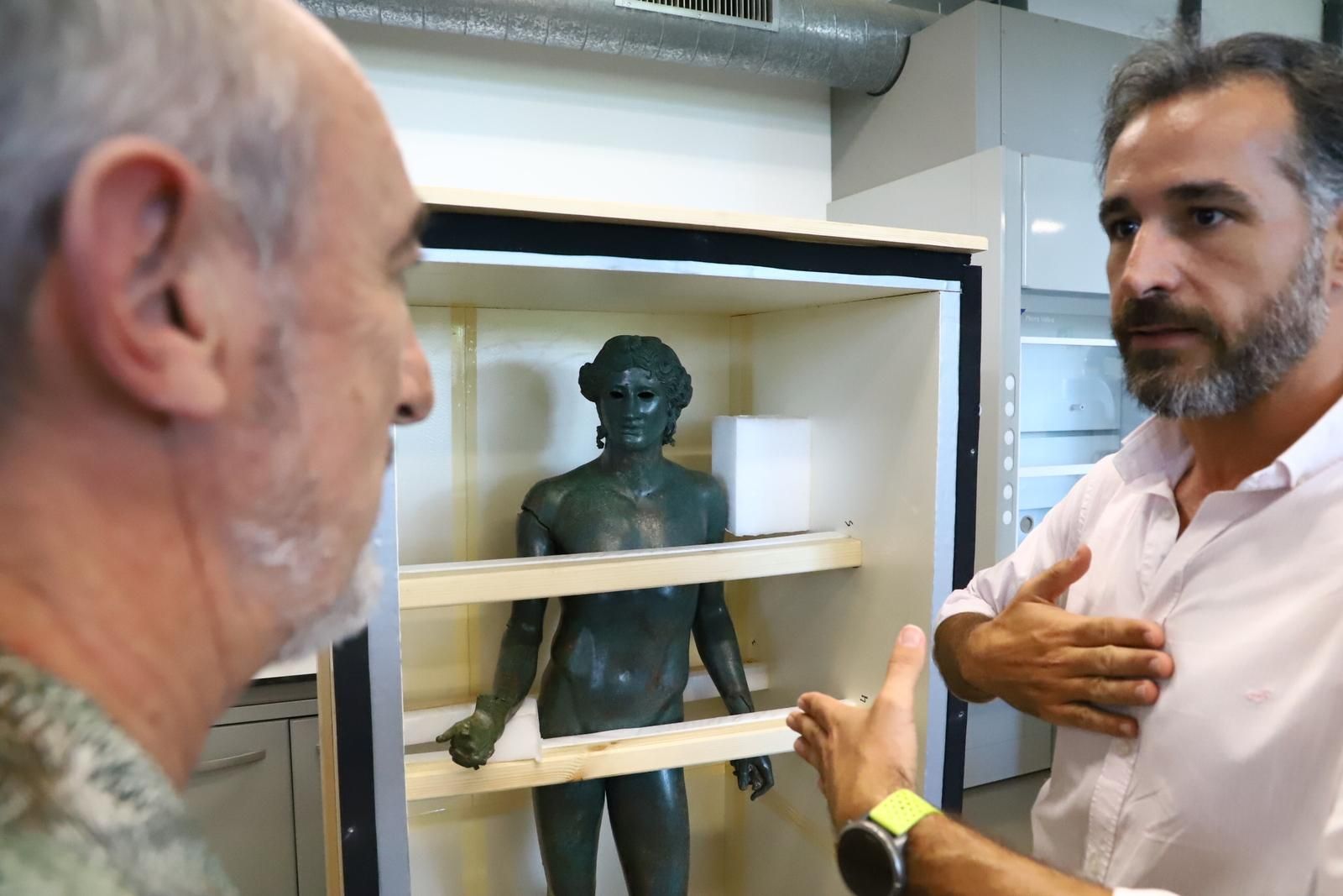 Los efebos de Pedro Abad en el Museo Arqueológico