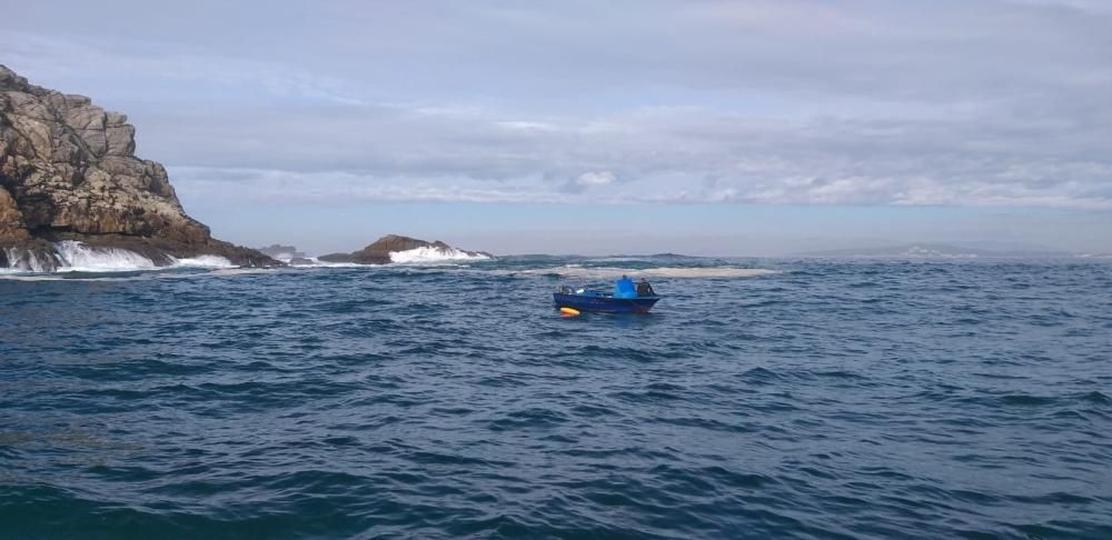 El rescate continúa por tierra, mar y aire