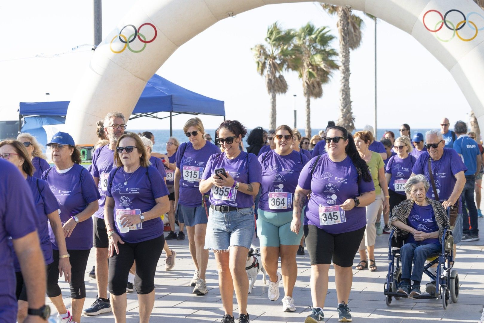 Así fue en imágenes una nueva edición de la carrera solidaria de AFA Torrevieja
