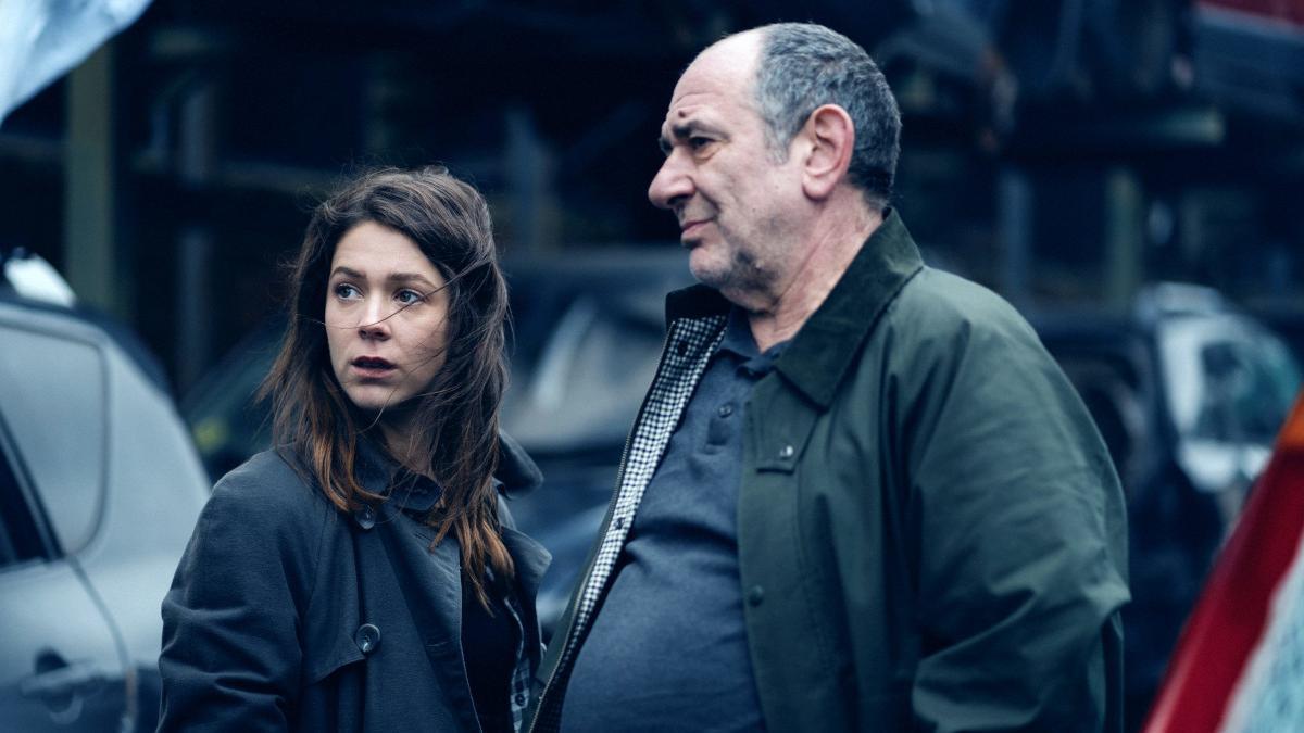 Georgina Amorós y Karra Elejalde, en 'Segunda muerte'.