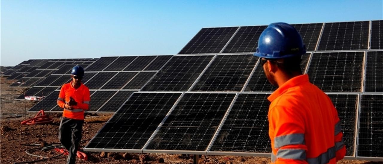 El TSJEx obliga a Iberdrola a devolver la mitad del suelo de Núñez de Balboa, la mayor planta fotovoltaica de Europa