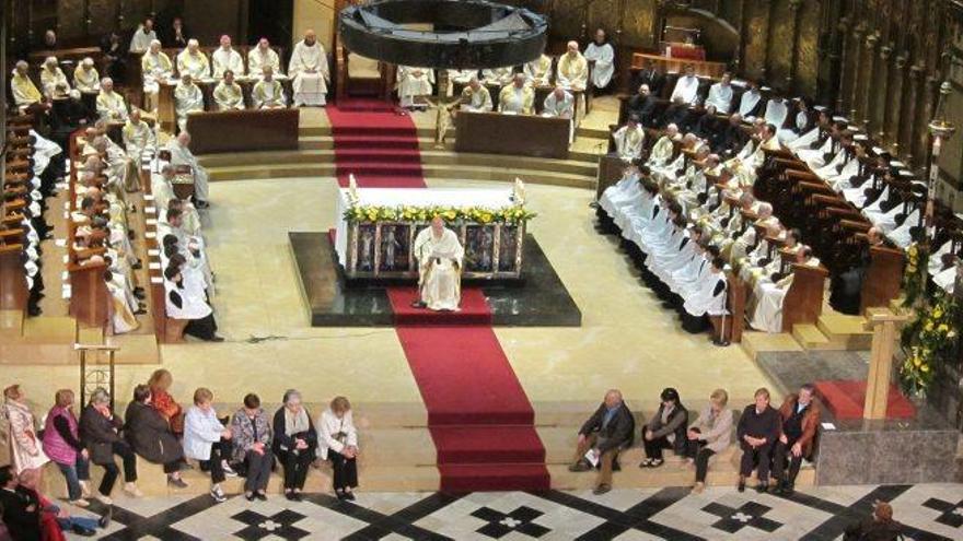 Missa de la solemnitat de la Mare de Déu de Montserrat, que es fa cada 27 d&#039;abril