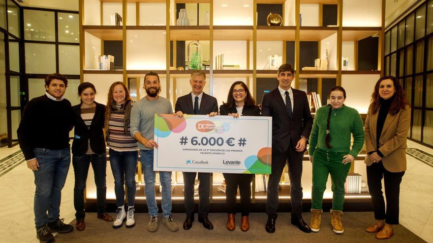 Los ganadores de Talento Joven reciben sus cheques de 6.000 euros