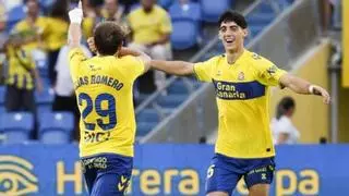 Súper Romero, verbena defensiva y un punto de locura para la UD Las Palmas (2-2)