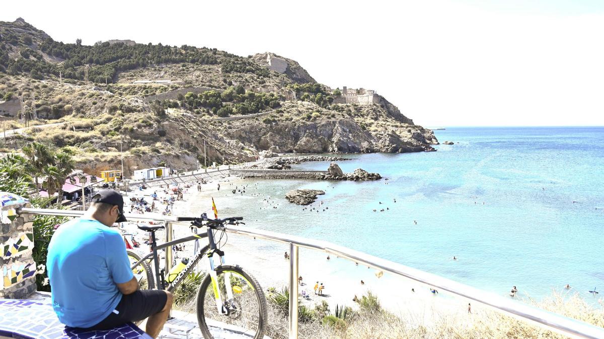 Playa de Cala Cortina, en Cartagena