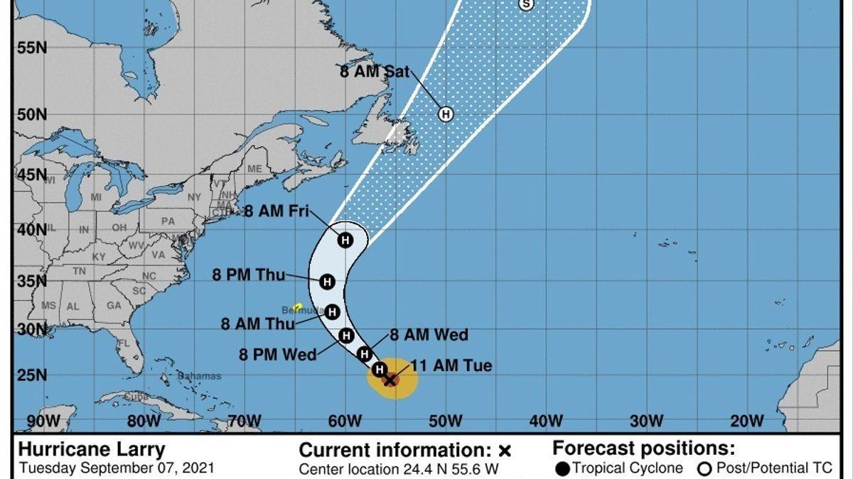 El huracán Larry avanza por el Atlántico y rozará las Bermudas el jueves.
