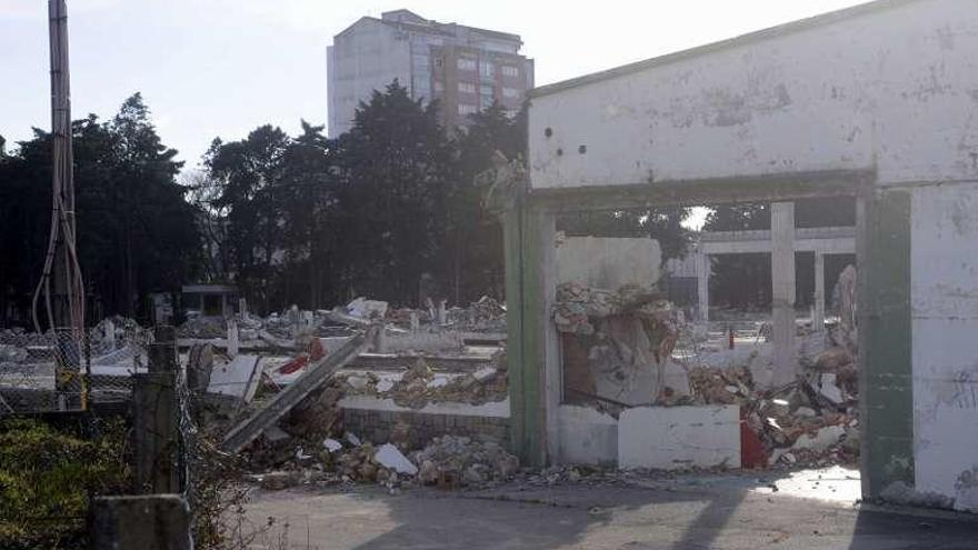 Solar de Megasa, donde se ubicaría el centro comercial. // Noé Parga