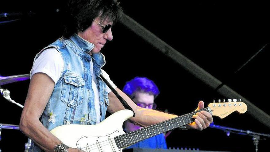 Adiós a Jeff Beck, el antihéroe de la guitarra rock