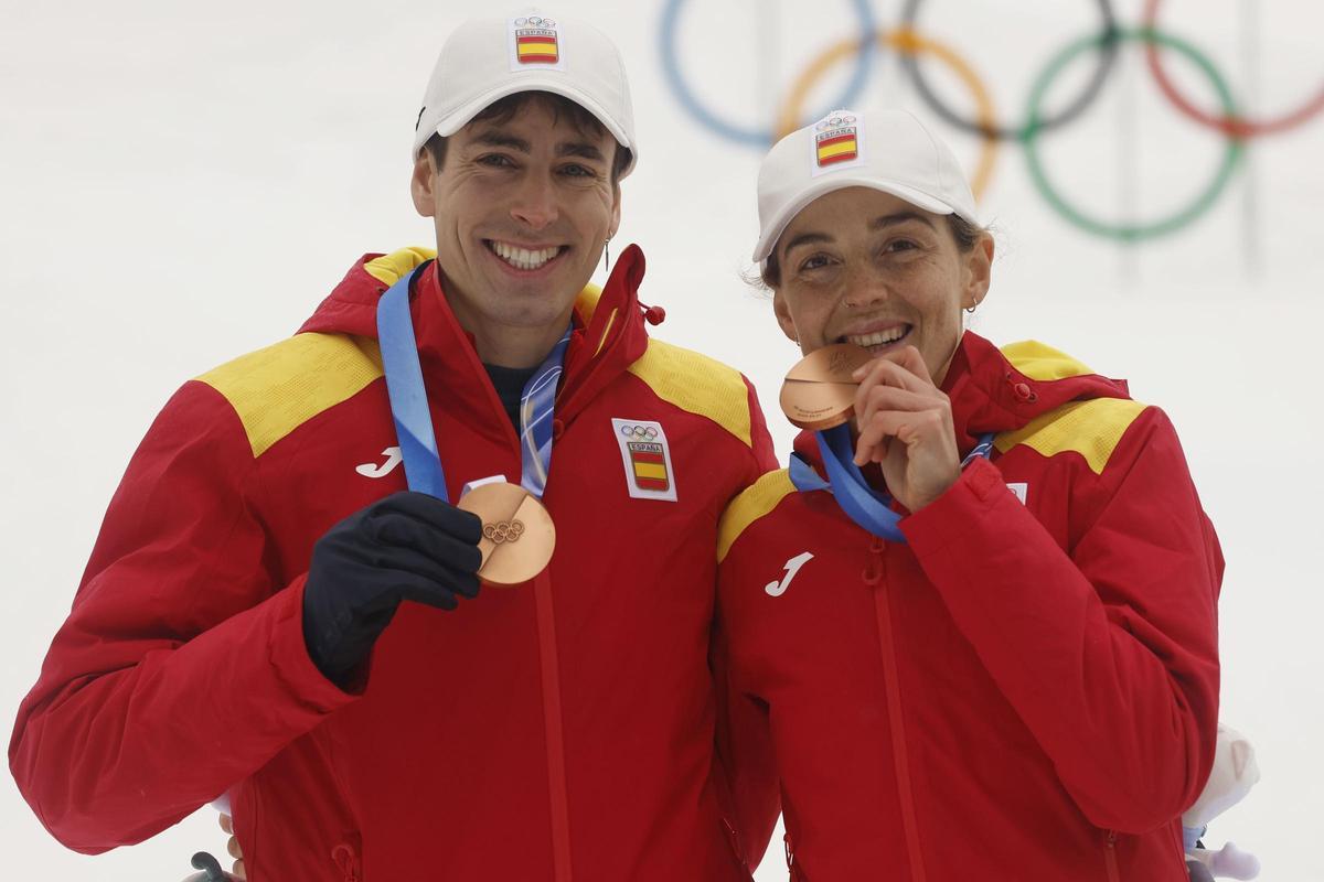 Oriol Cardona i Ana Alonso amb les medalles de bronze.