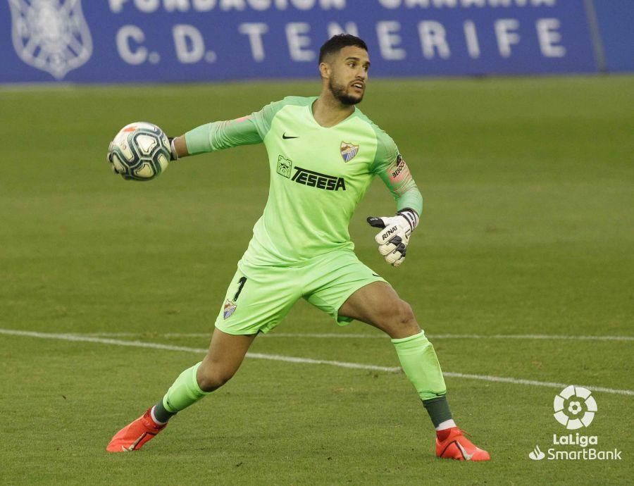 Partido del Tenerife y el Málaga CF de la Liga SmartBank.