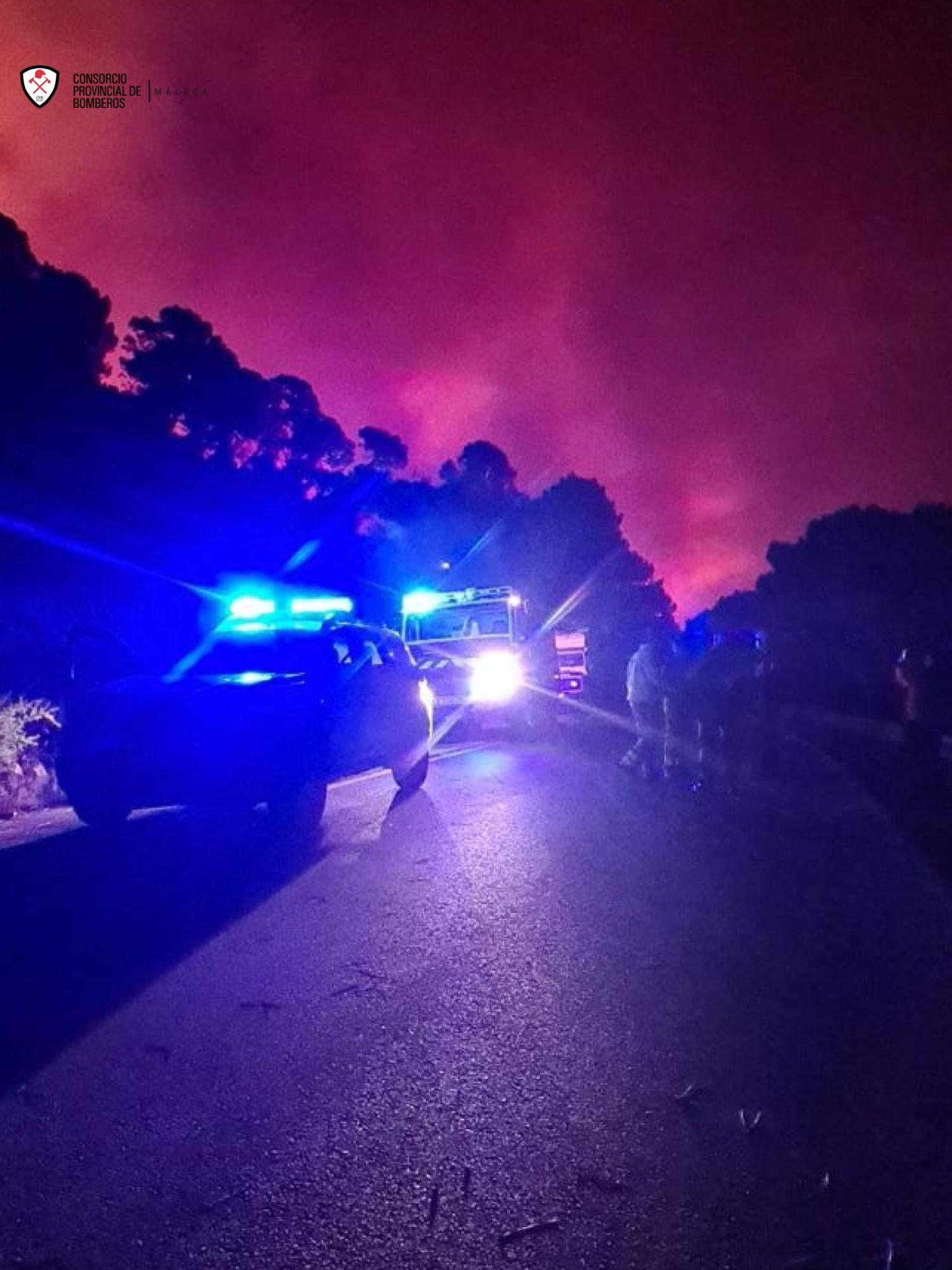 Incendio forestal en el paraje de Peña Blanca de Jubrique