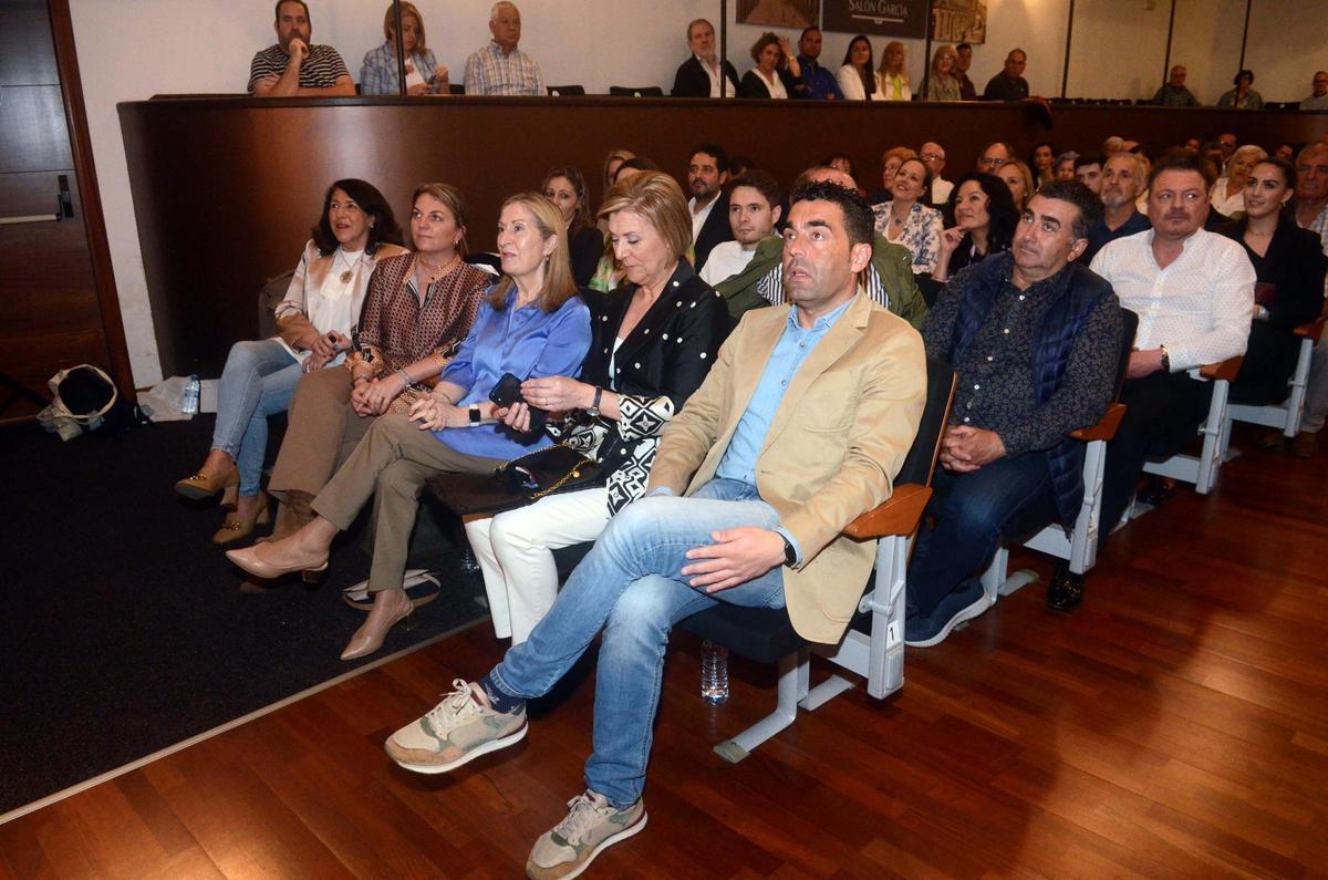 La presentación de la candidatura de Ana Granja, ayer,.