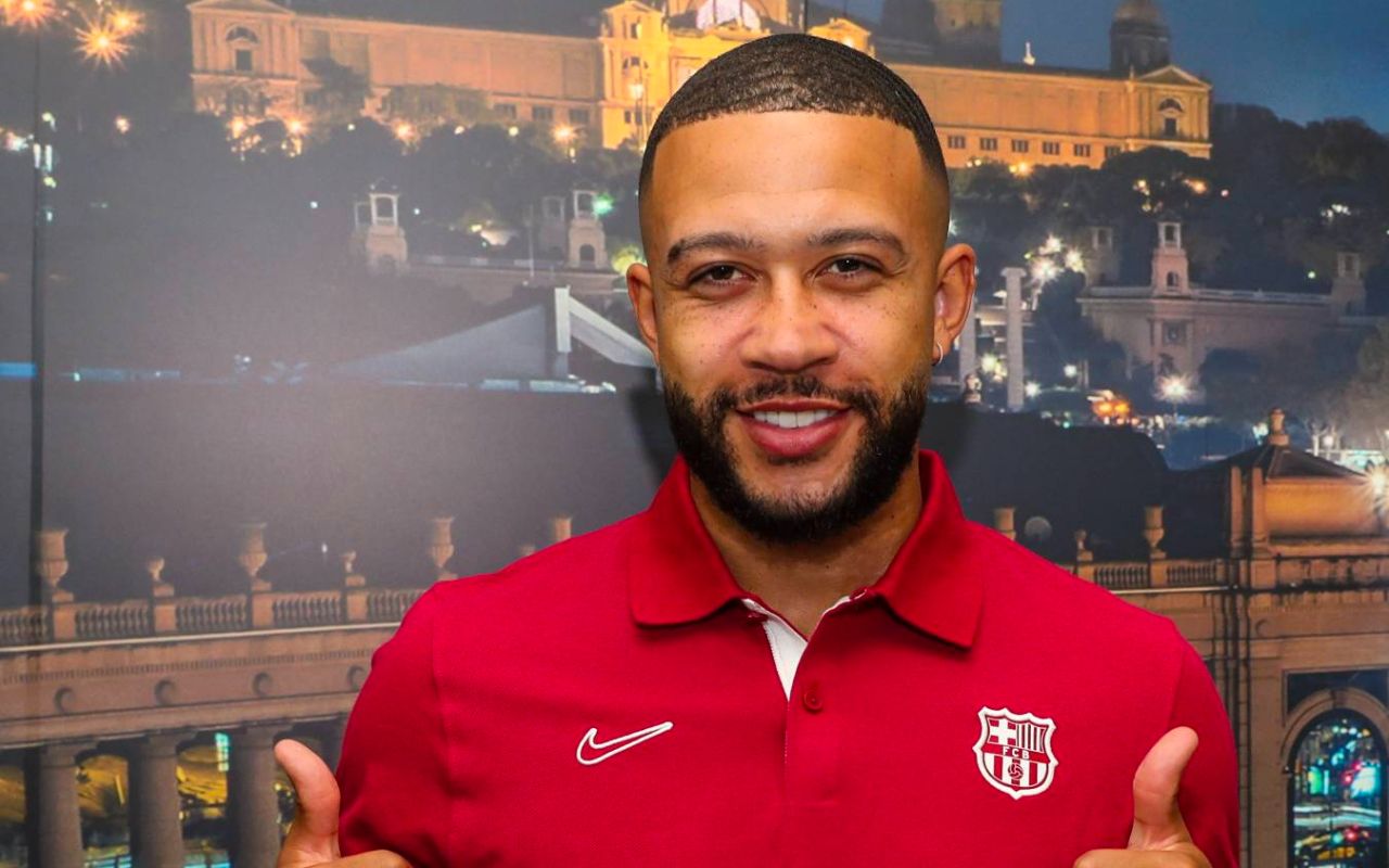 Memphis Depay llega a Barcelona