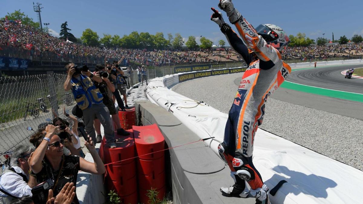 Marc Márquez celebra su victoria en el último Gran Premio de Catalunya de MotoGP