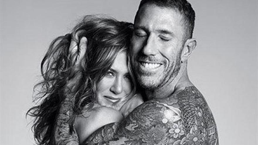 Jennifer Aniston junto al peluquero Chris McMillan.