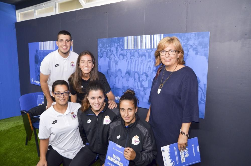 Arsenio, Beci, Manolete, Vicente, Manjarin, Manuel Pablo, Mosquera, Tino y Lendoiro, que por primera vez desde su salida volvió al estadio, entre los asistentes de 110% BLANQUIAZUL.