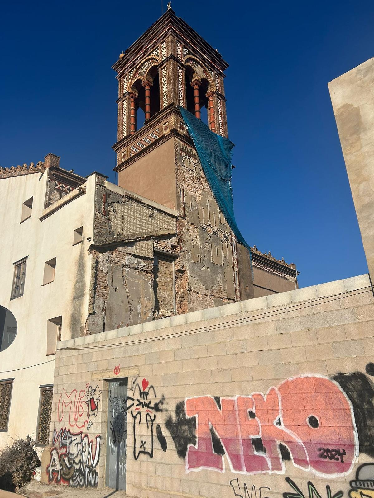 Parte de atrás del Palauetde Noia de Meliana.
