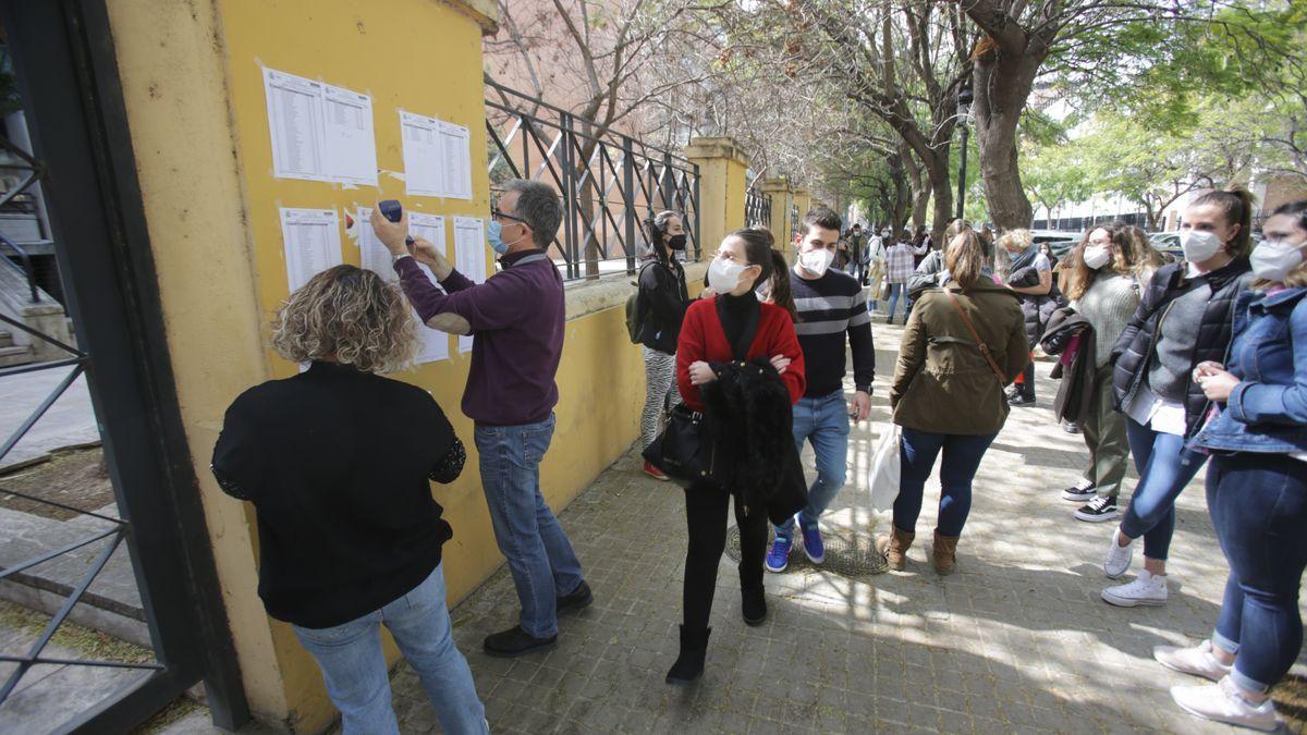 Última convocatoria de los exámenes del MIR en València.