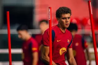 Hamza relaja la obsesión del Barça por el 9: "Si hay una ocasión, tienes que estar ahí, y él estuvo ahí"