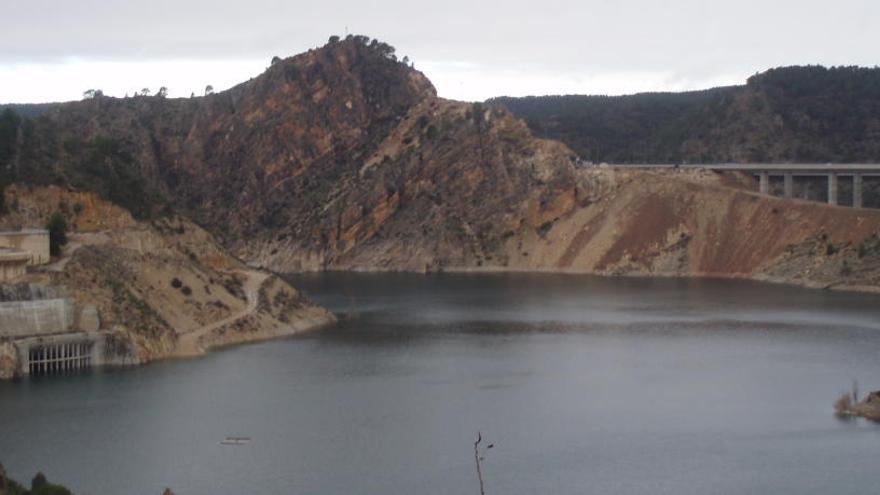 Embalse de Contreras.