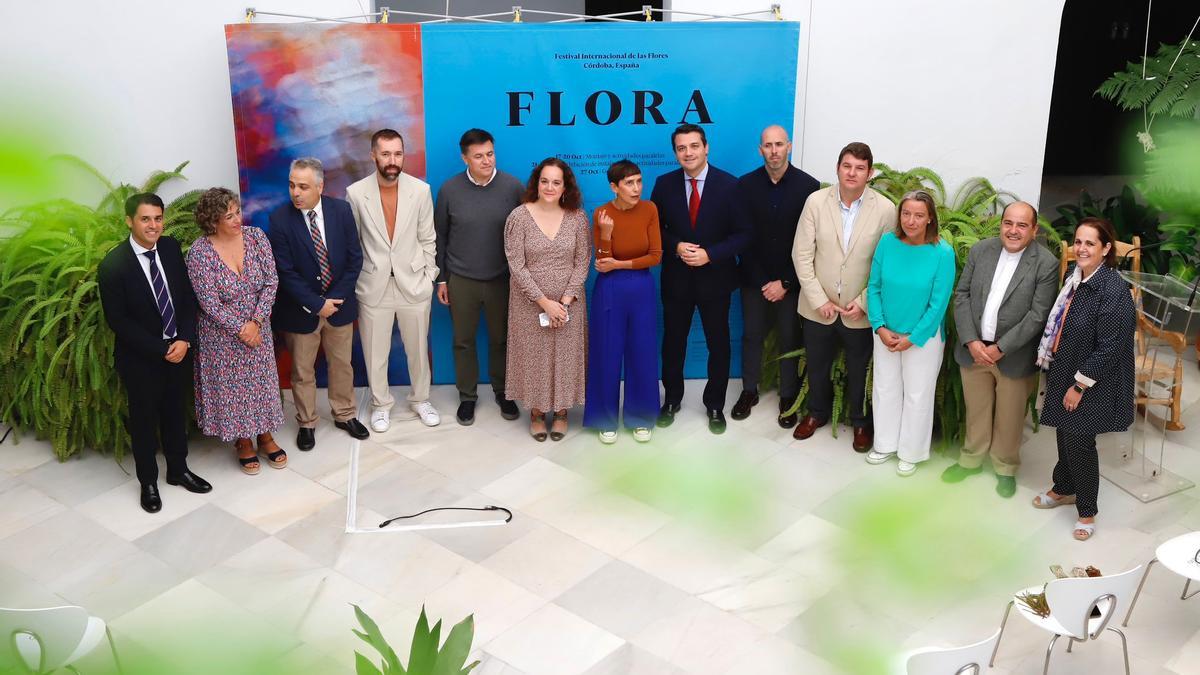 Organizadores, patrocinadores y colaboradores del festival Flora, este jueves.