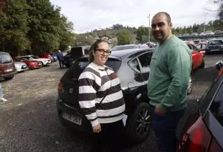 Los pacientes del hospital de Cabueñes dan su diagnóstico sobre el nuevo parking: arranca con baches y sin señales, y se necesita "perfeccionar"