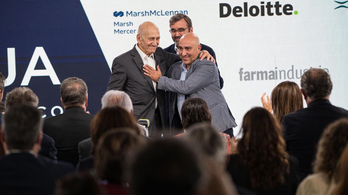 Olmert pide cambios en Israel y Palestina para sellar la paz: "Solo hay una solución posible, la de los dos estados"