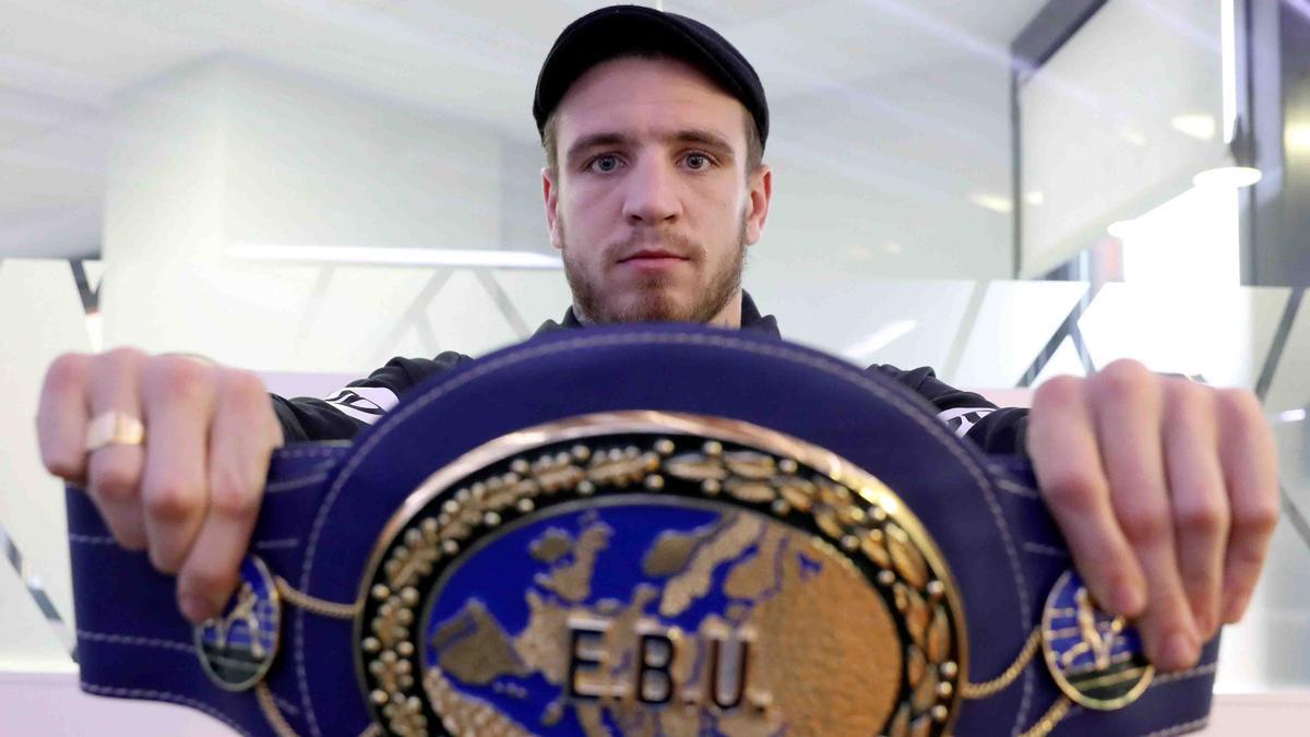 El 'Revólver de Morga' ganó dos europeos welter