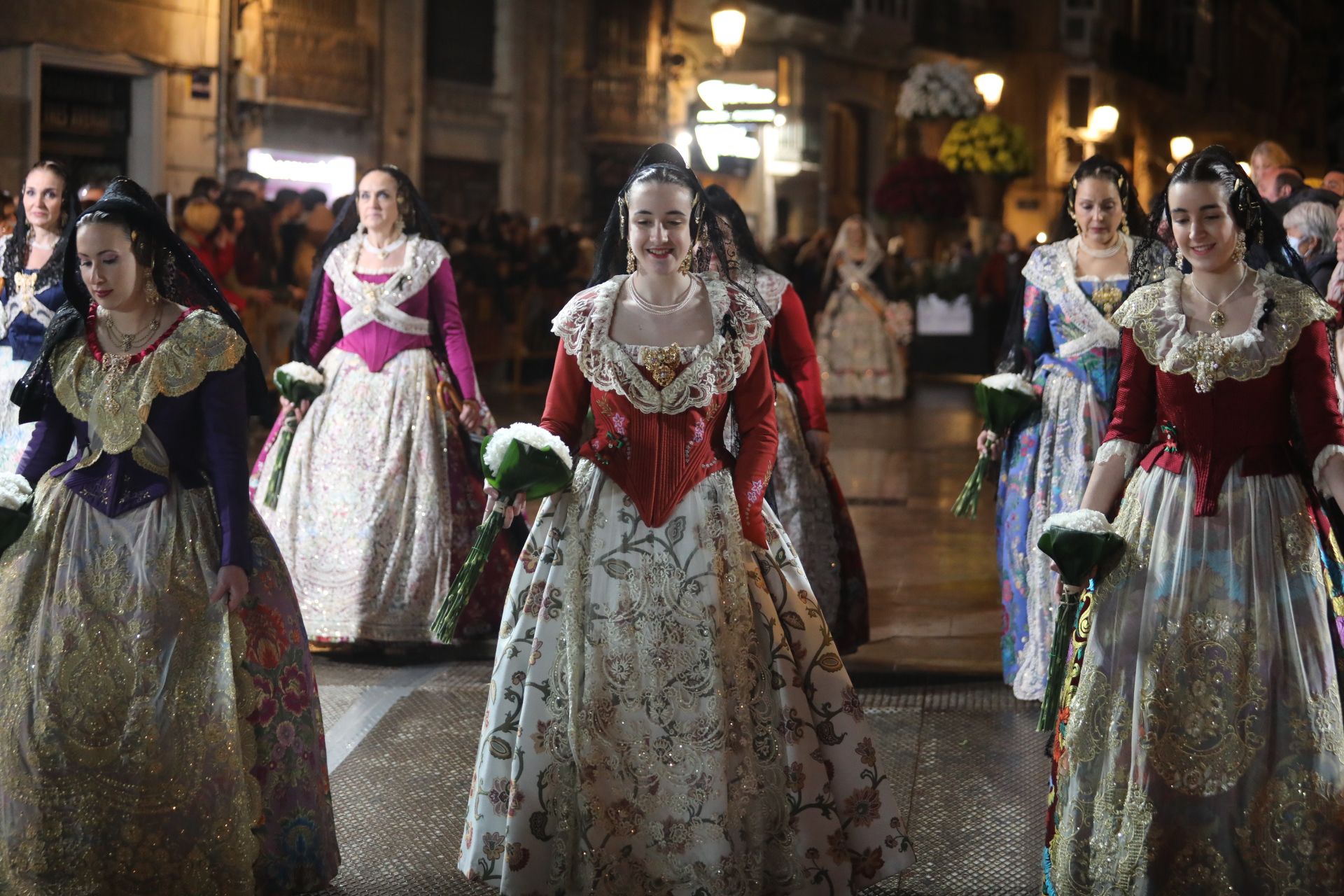 Búscate en la Ofrenda por la calle Quart (entre 21.00 y 22.00 horas)