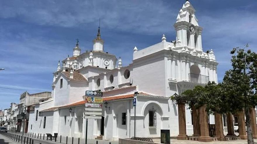 La Guardia Civil investiga una reyerta vecinal en Azuaga con cuatro heridos y una talla destrozada