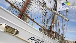 Así es el "Aphrodite", el velero de lujo atracado en Gijón al que "solo puede subir Juan Carlos I"