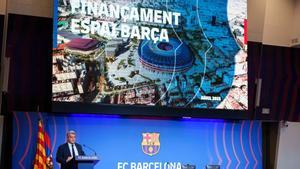 Laporta, en la presentación del plan de financiación del Espai Barça en el Auditoria 1899 del Camp Nou.