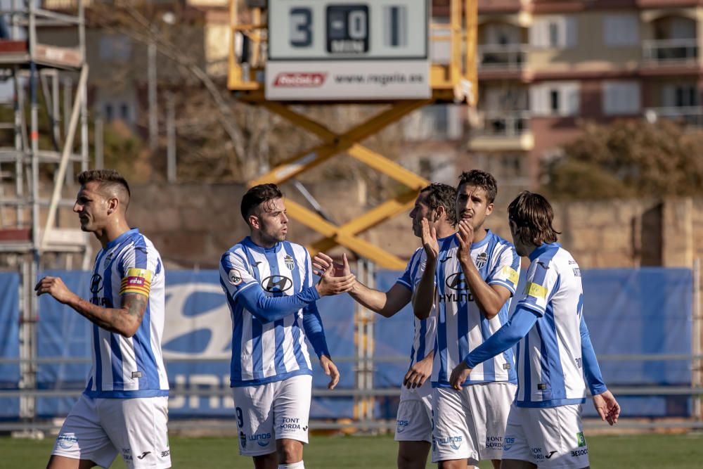 El Langreo prende la mecha del Atlético Baleares