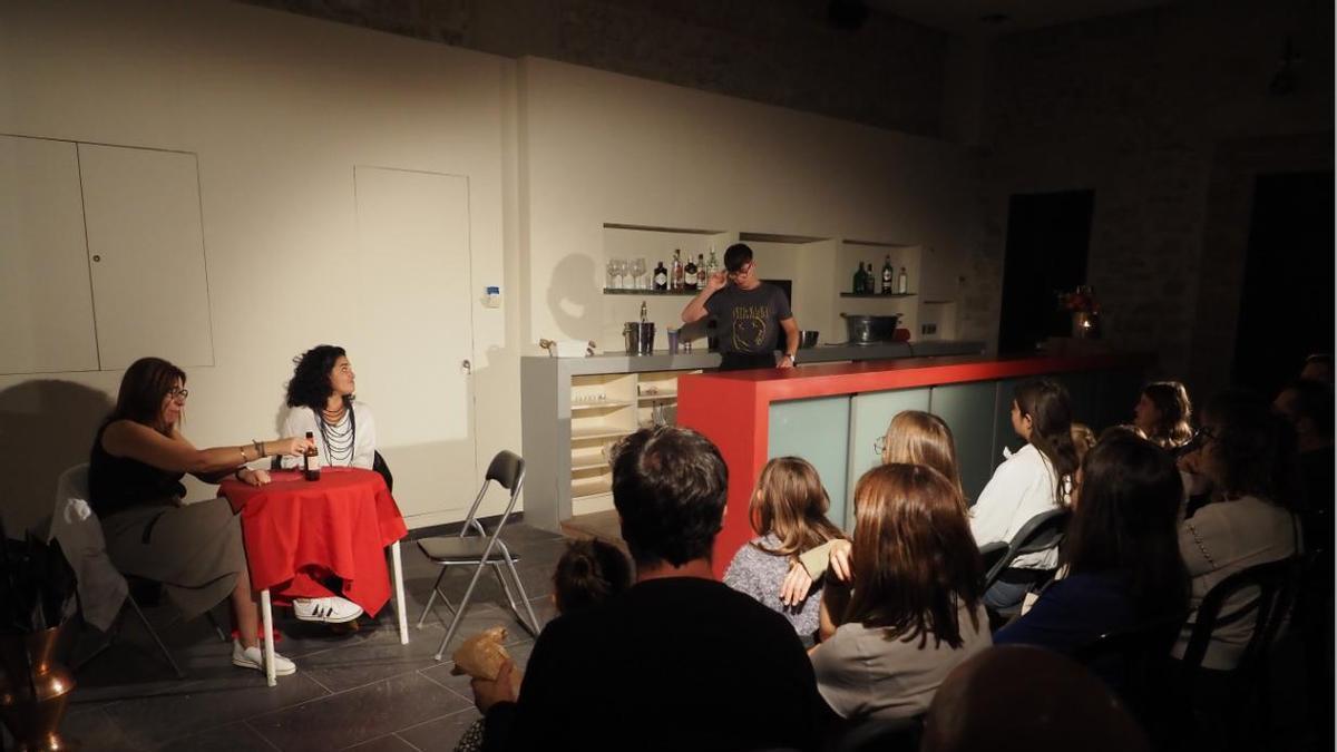 El Casino de Calaf celebra la final del Concurs de Microtextos Teatrals amb més públic que mai