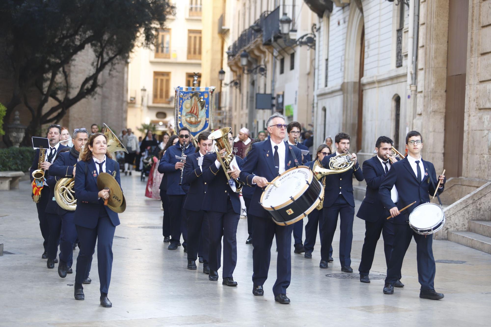 Fallas 2023 | Antología de músicos en la Ofrenda del día 17