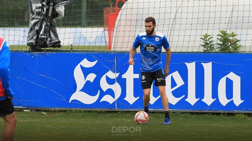 Antoñito, esta mañana en el entrenamiento del Deportivo en Abegondo.