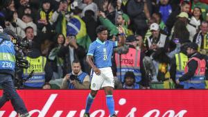 Endrick, durante el pasado amistoso entre Inglaterra y Brasil en el que anotó un gol.