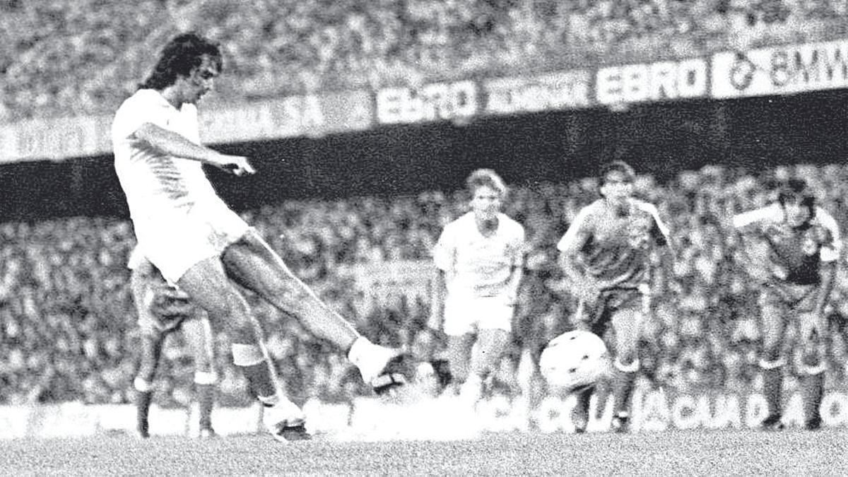 Mario Kempes.