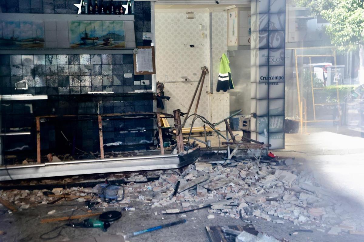Obras de reforma en el interior del Bar Bolos