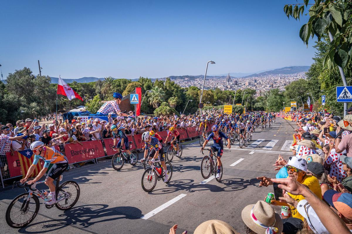 El Tour conquista Montjuïc
