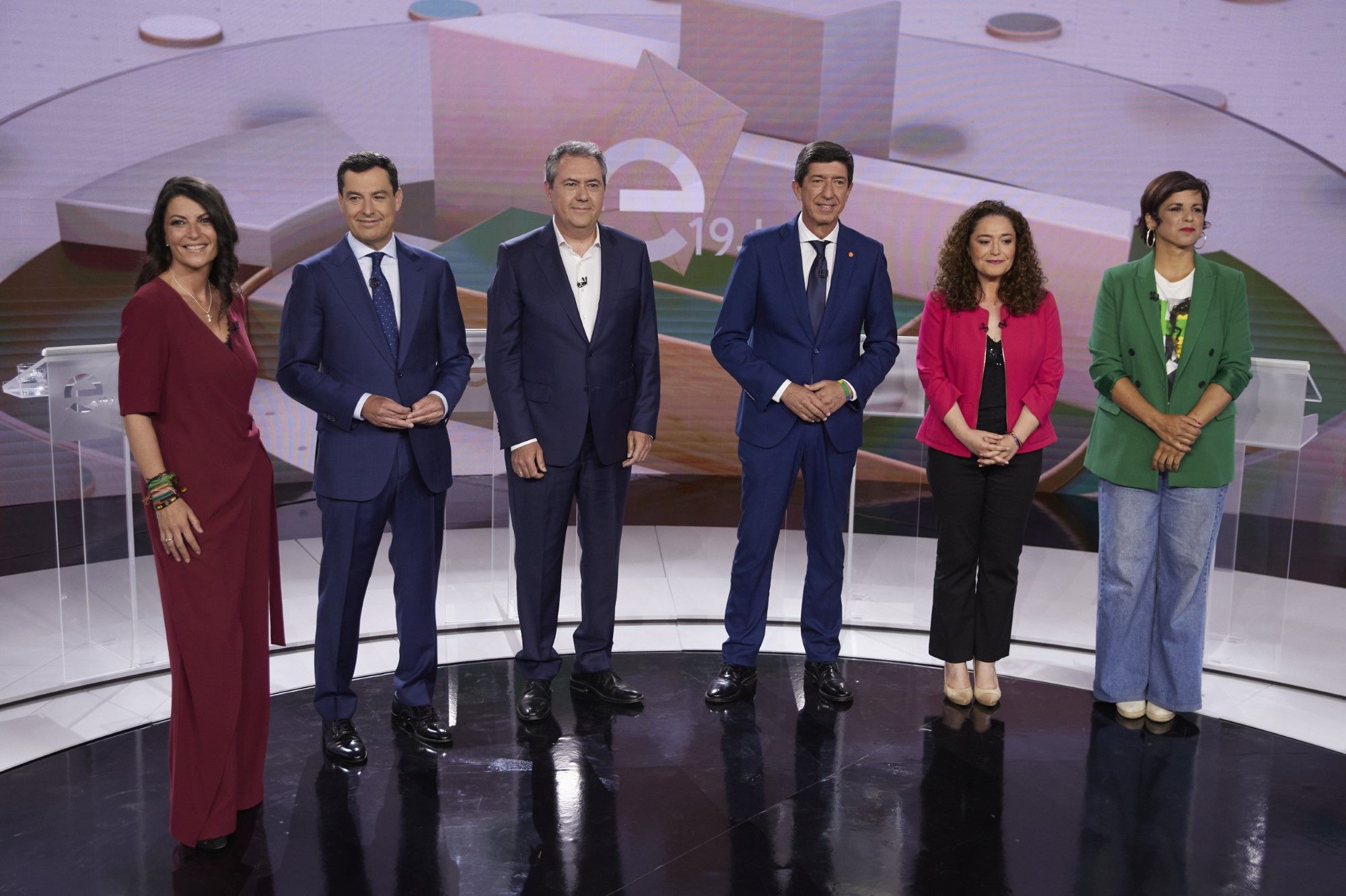 El debate decisivo del 19J en Canal Sur TV, en imágenes