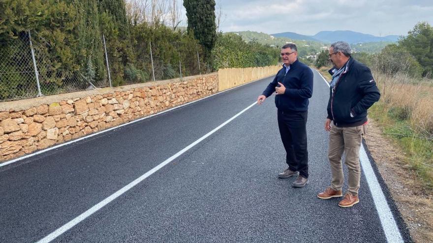Sant Josep reprocha al Consell que no arregle la carretera de es Cubells