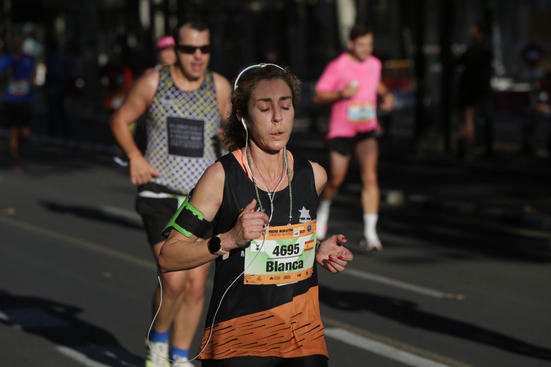 FOTOS | Búscate en el Medio Maratón Valencia 2021