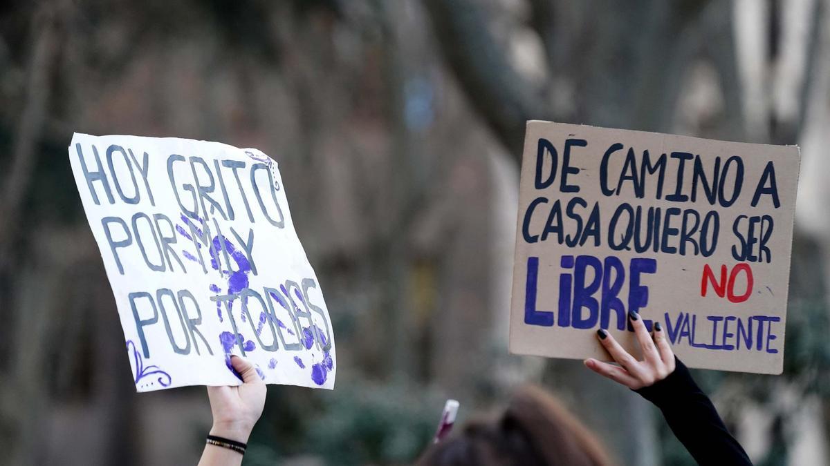 Mujeres claman libertad en las manifestaciones del 8M