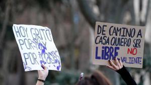 Mujeres claman libertad en las manifestaciones del 8M