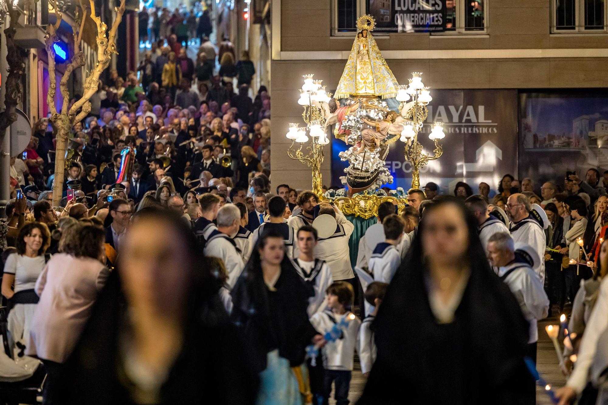 Procesión en honor a la Mare de Déu del Sofratge